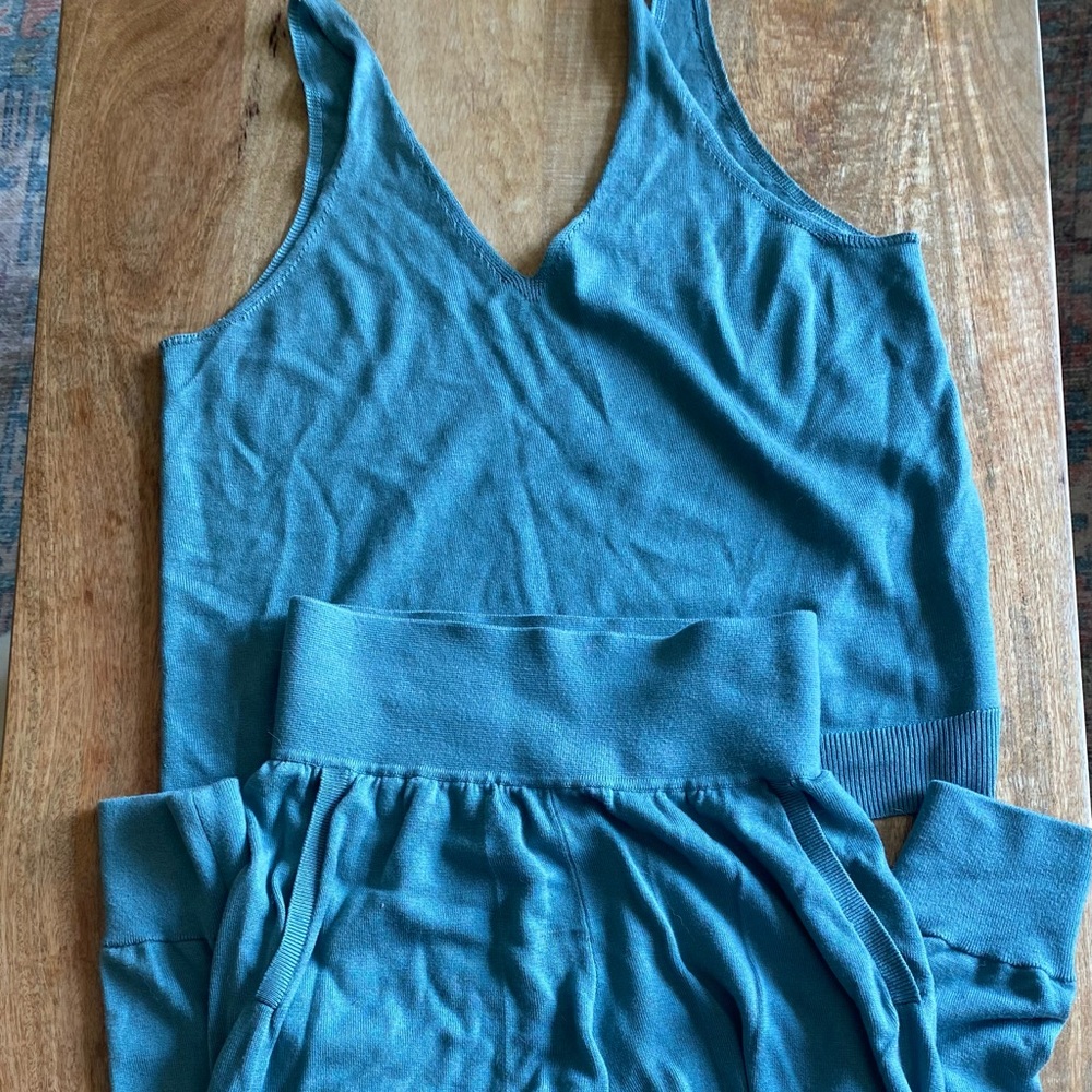 Athleta Pajamas small (runs large)